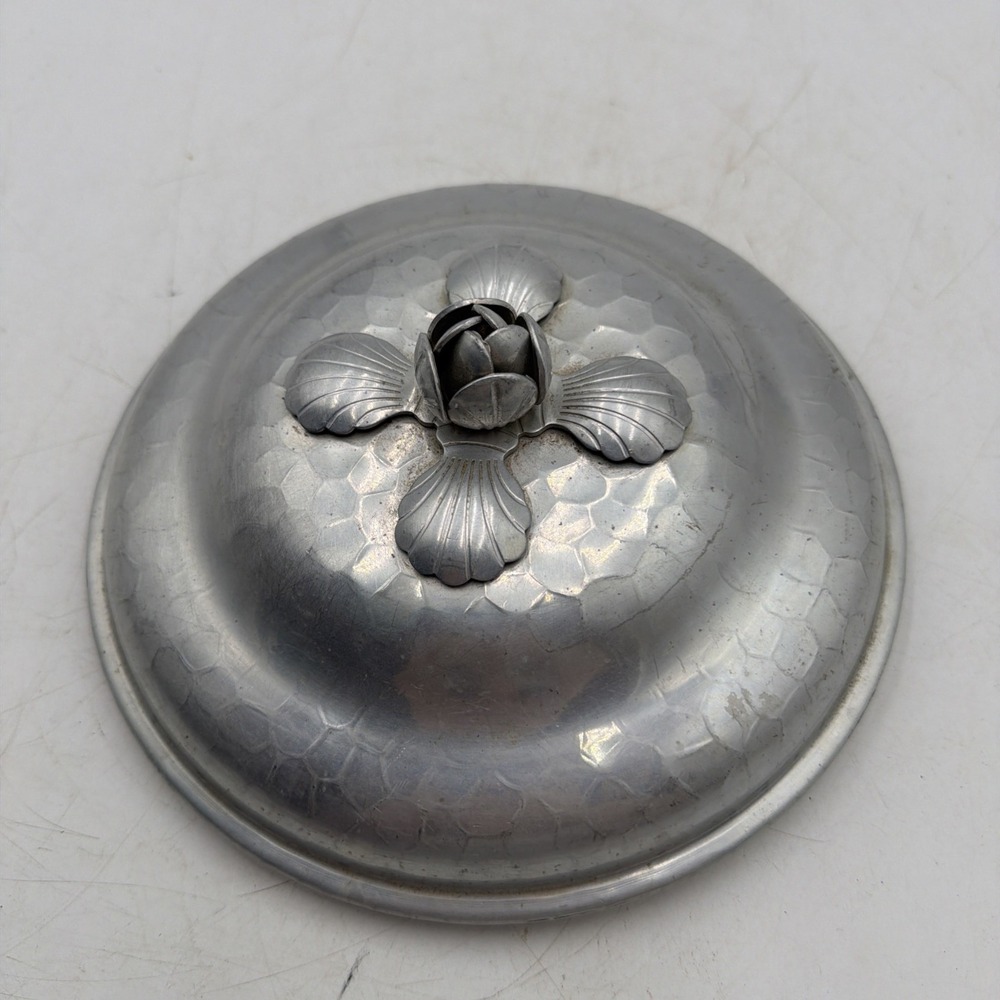 MCM Hammered Aluminum Vintage Casserole Lid Only Inside 8"